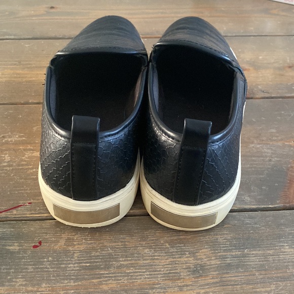 Black leather Aldo Sneakers - Picture 3 of 7